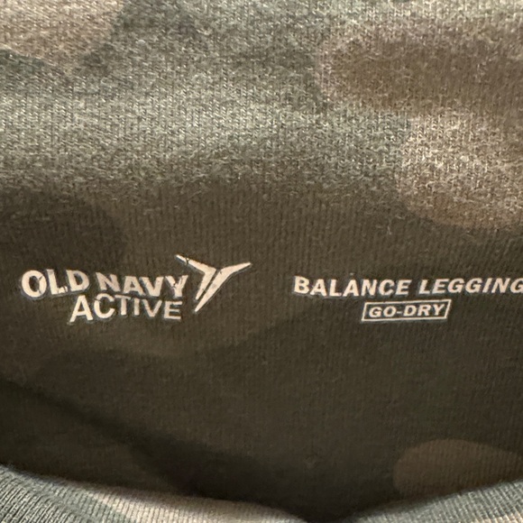 Old Navy Camouflage Leggings - Black and Green - Picture 2 of 6